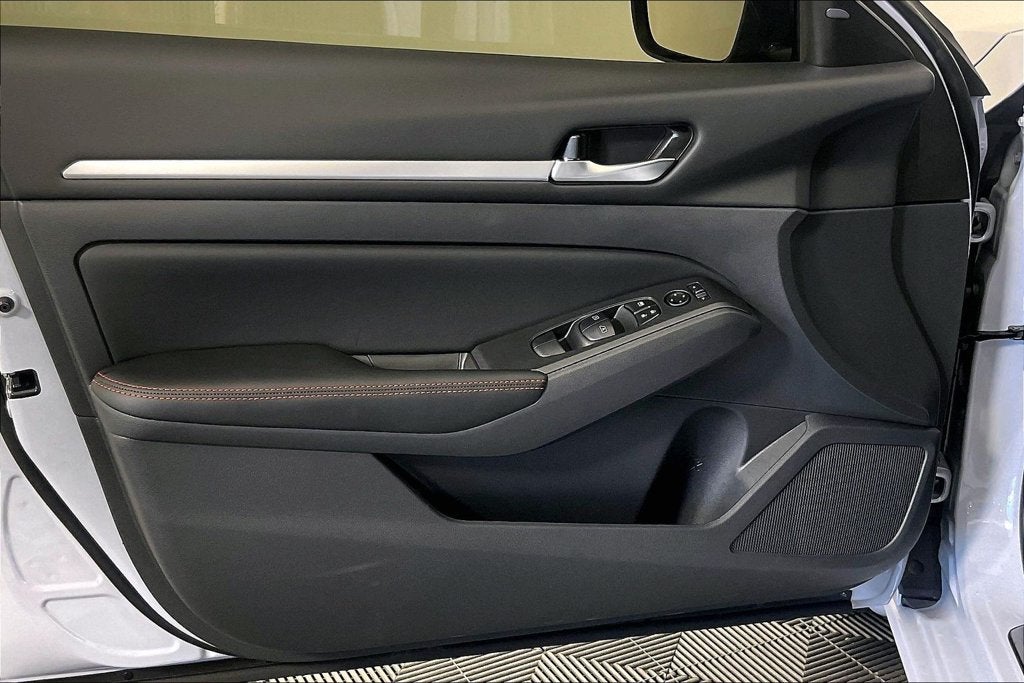 2026 Nissan Altima 2.5 SR