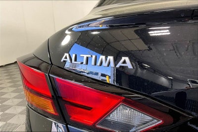 2026 Nissan Altima SR