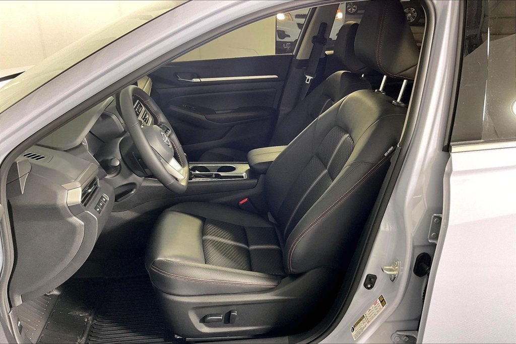 2026 Nissan Altima SR