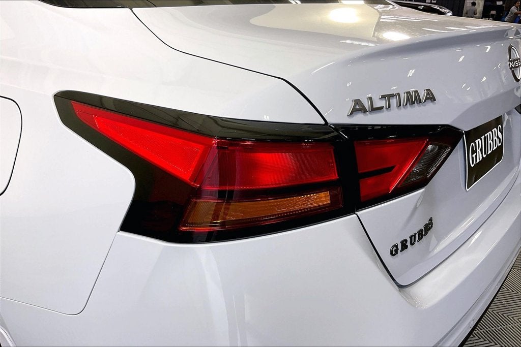 2026 Nissan Altima SR