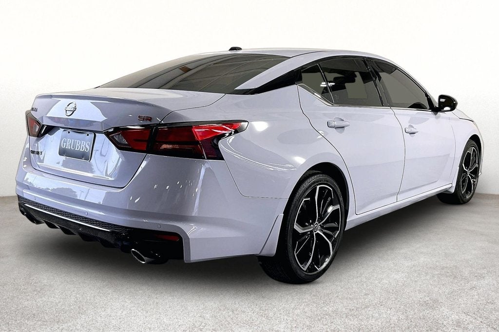 2026 Nissan Altima SR