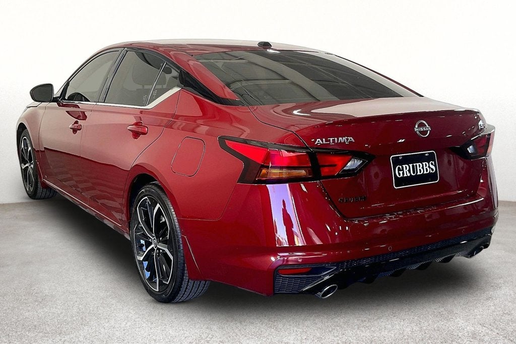 2026 Nissan Altima SR