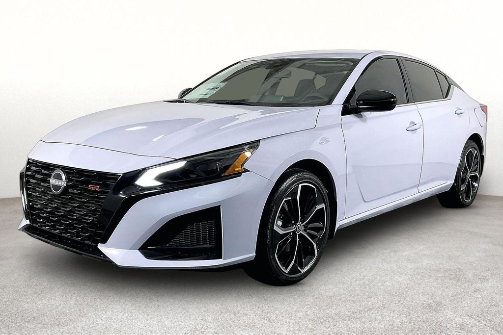 2026 Nissan Altima SR