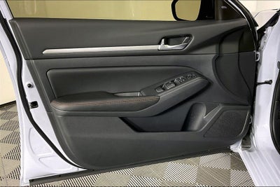 2026 Nissan Altima 2.5 SR