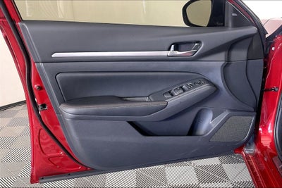 2026 Nissan Altima SR