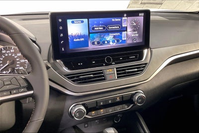 2026 Nissan Altima SR