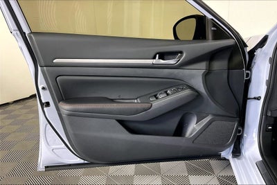 2026 Nissan Altima SR