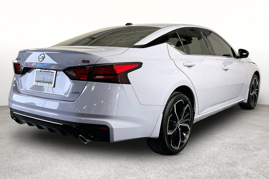 2026 Nissan Altima SR