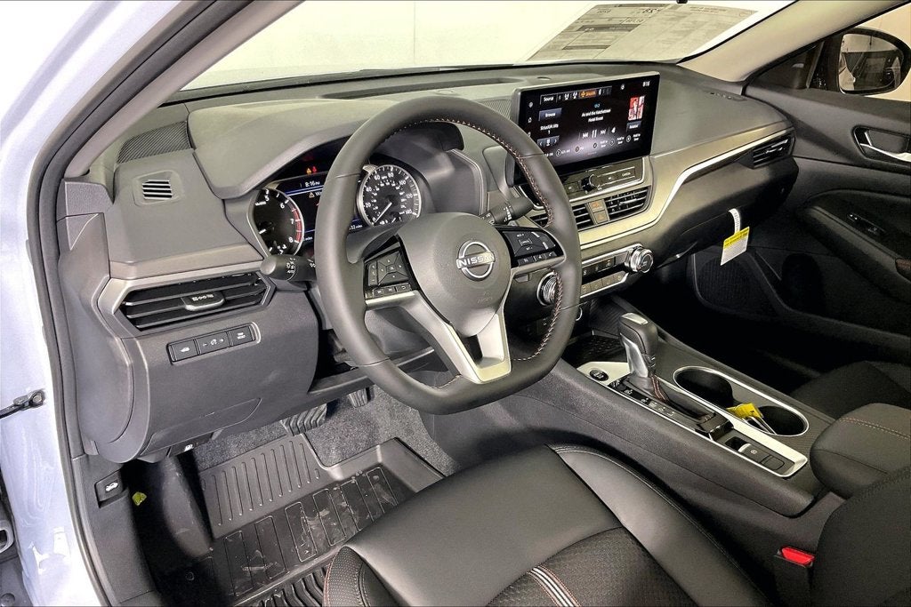 2026 Nissan Altima SR