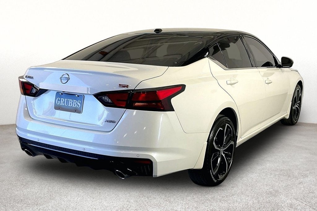 2026 Nissan Altima SR