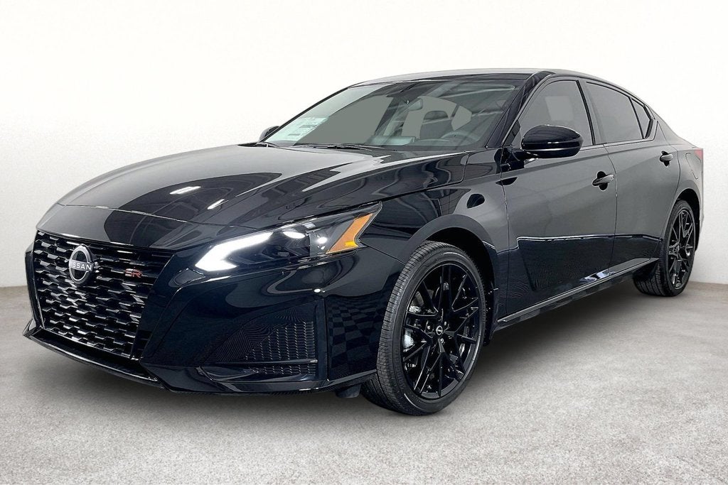 2026 Nissan Altima SR Midnight Edition®