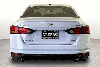 2026 Nissan Altima SR