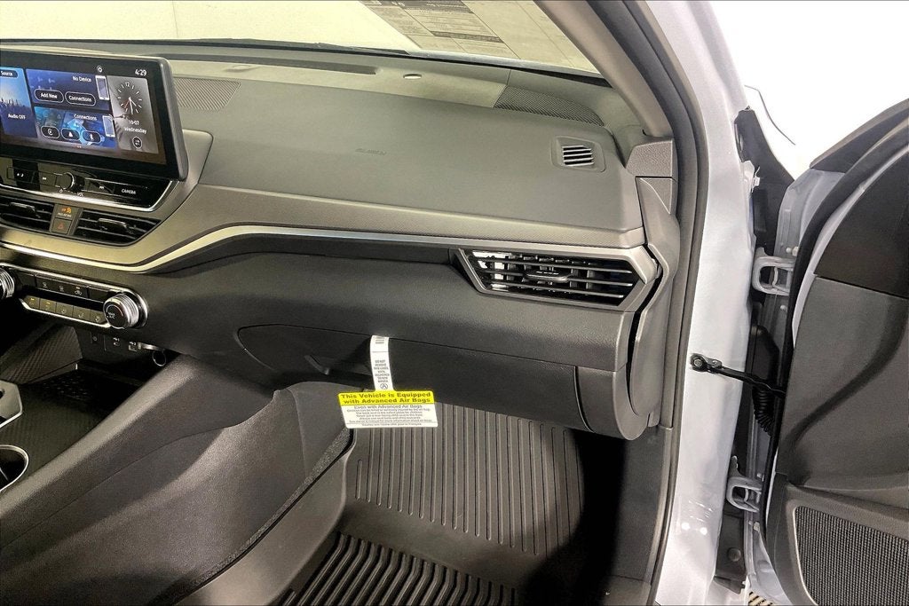 2026 Nissan Altima SR