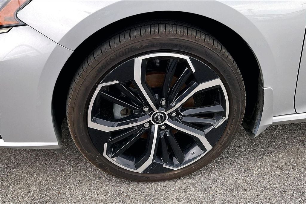 2025 Nissan Altima SR