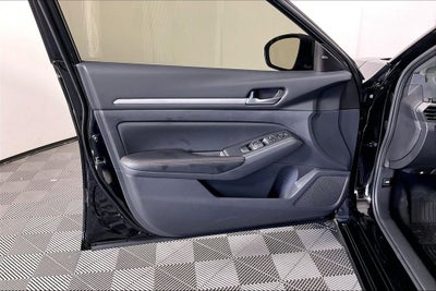 2026 Nissan Altima 2.5 SR