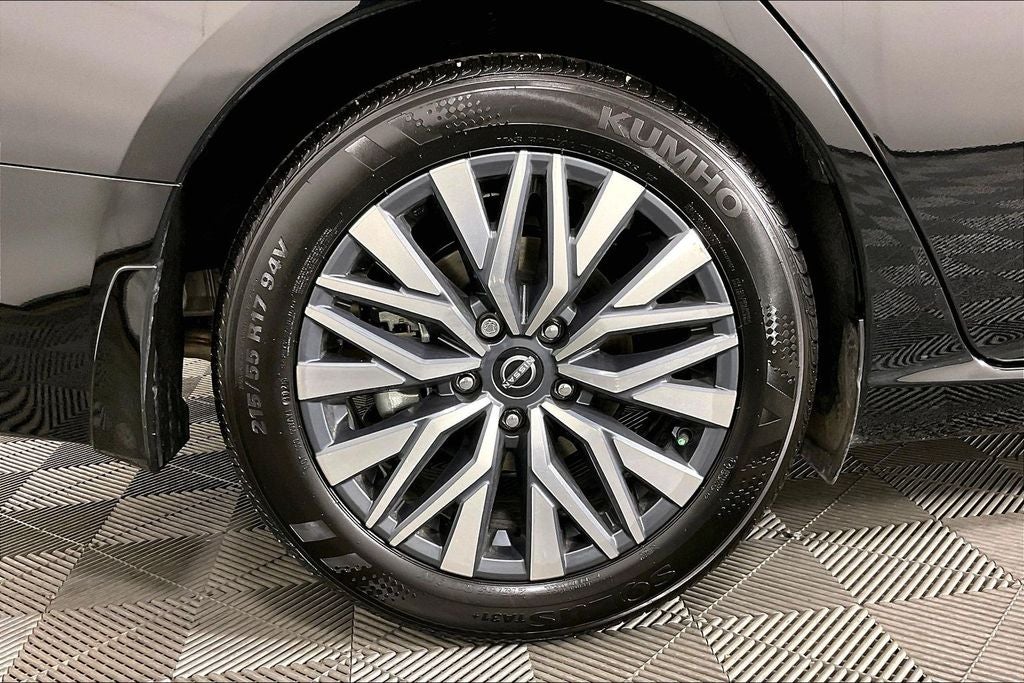 2025 Nissan Altima SV