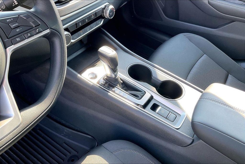 2026 Nissan Altima SV