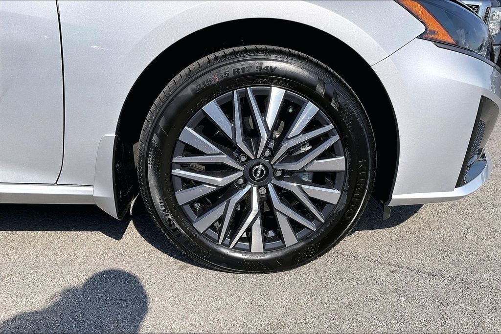 2026 Nissan Altima SV