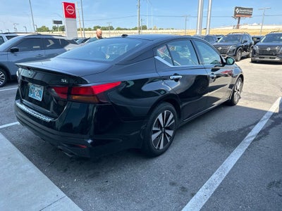 2022 Nissan Altima 2.5 SL
