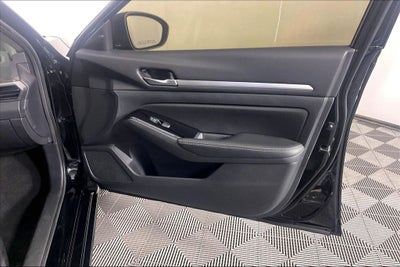 2025 Nissan Altima 2.5 SL