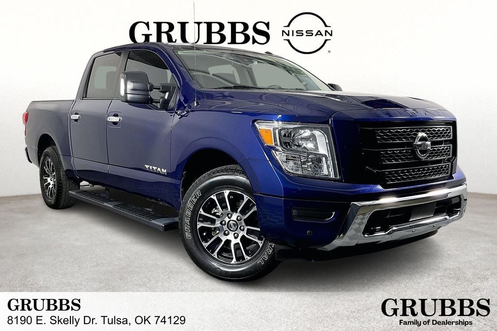 2021 Nissan Titan SV