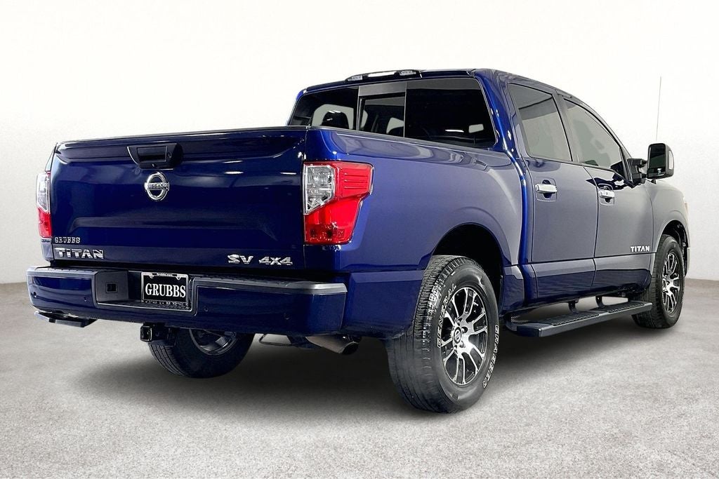 2021 Nissan Titan SV