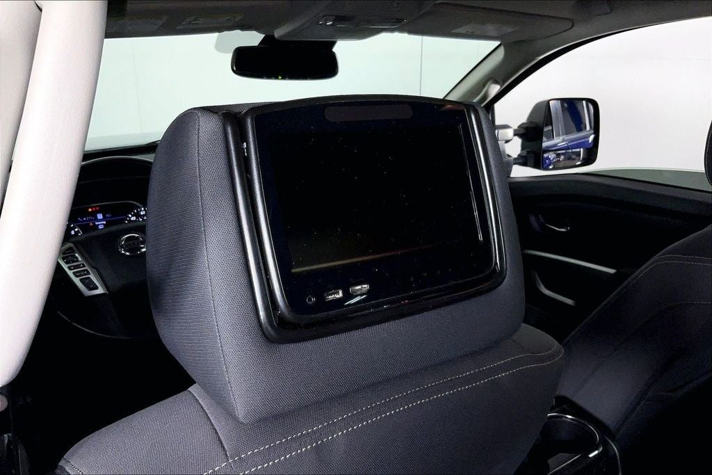 2021 Nissan Titan SV