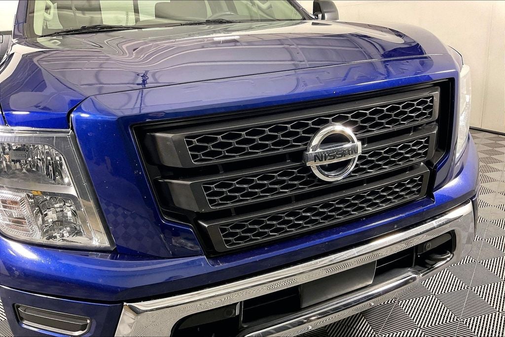 2021 Nissan Titan SV