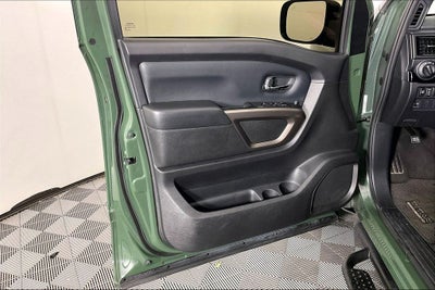 2024 Nissan Titan SV