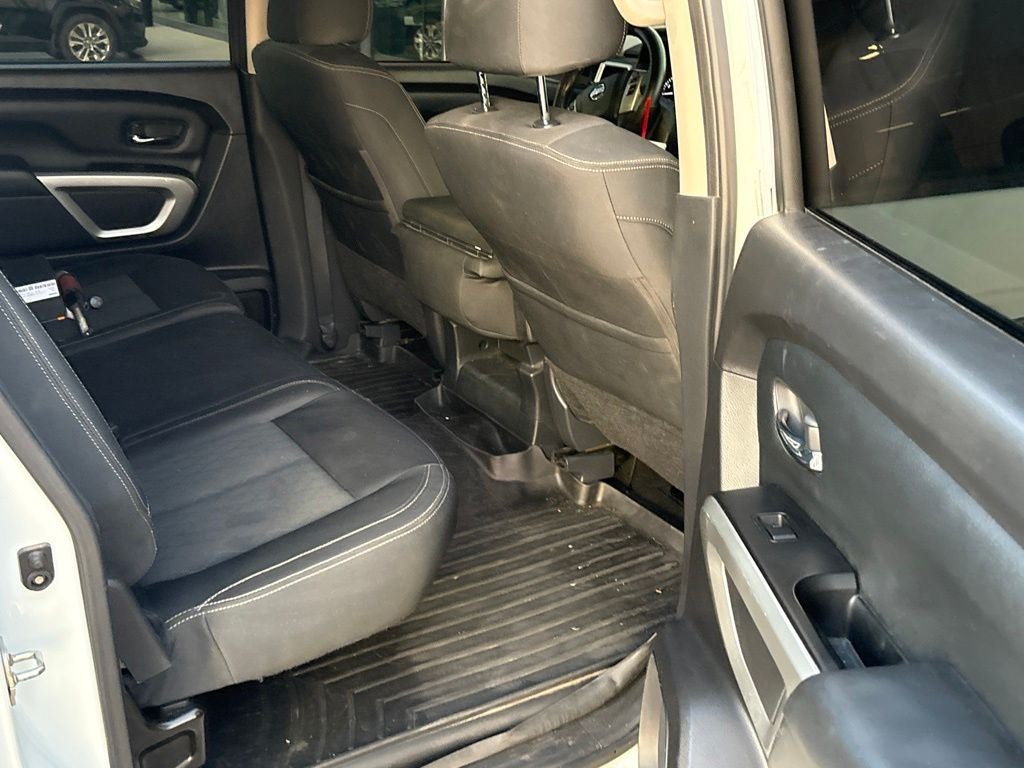 2018 Nissan Titan SV