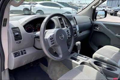 2016 Nissan Frontier SV