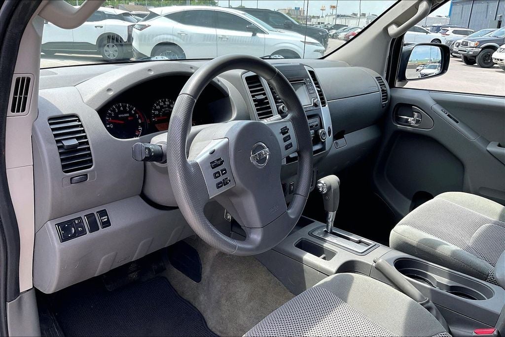 2016 Nissan Frontier SV
