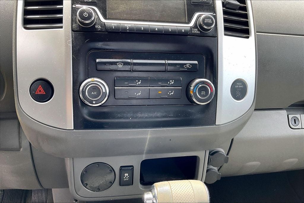 2016 Nissan Frontier SV