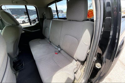 2016 Nissan Frontier SV