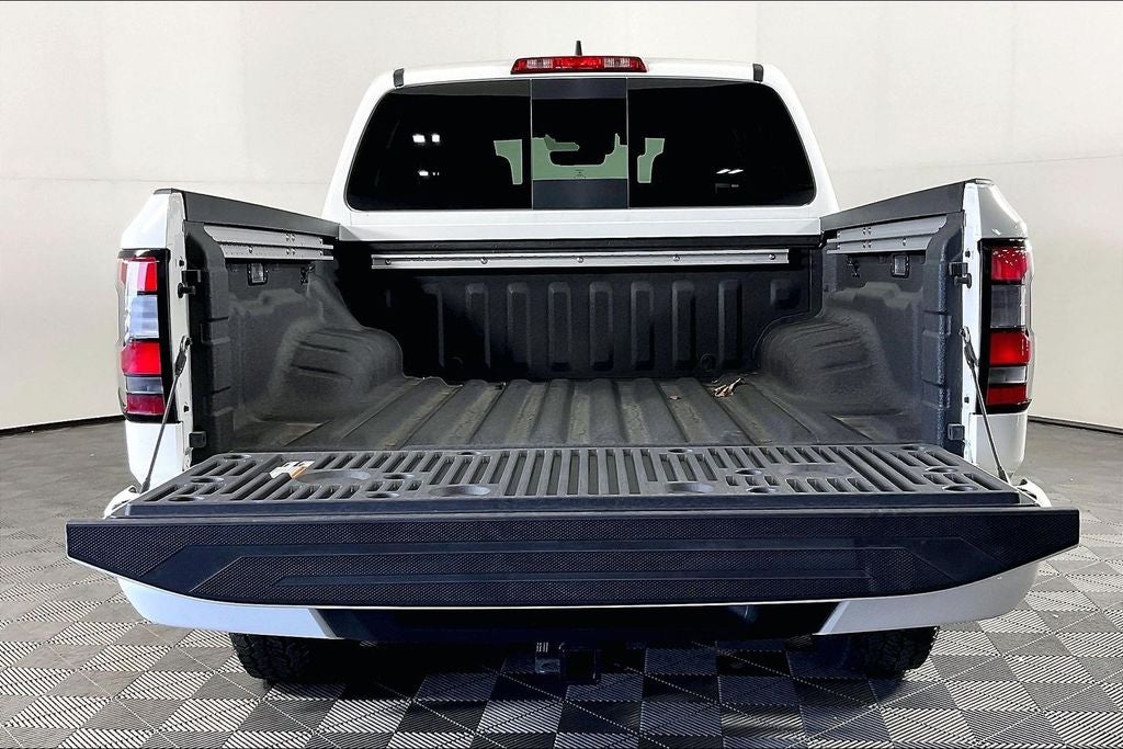 2025 Nissan Frontier Crew Cab PRO-X®