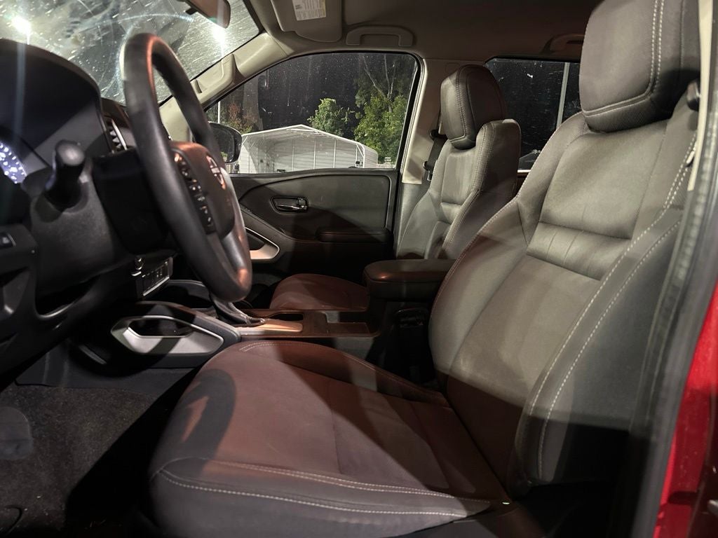 2022 Nissan Frontier SV