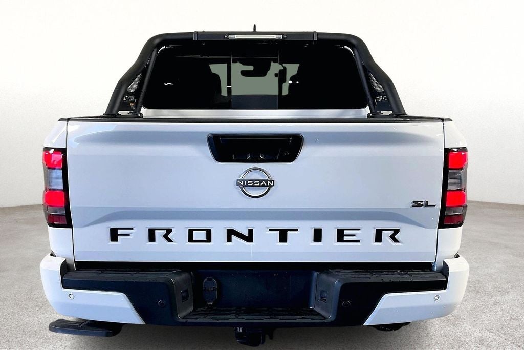 2024 Nissan Frontier SL