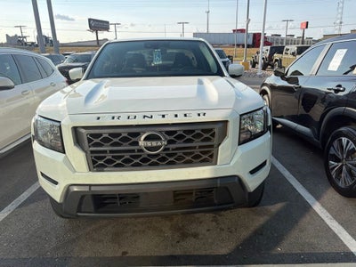 2022 Nissan Frontier SV