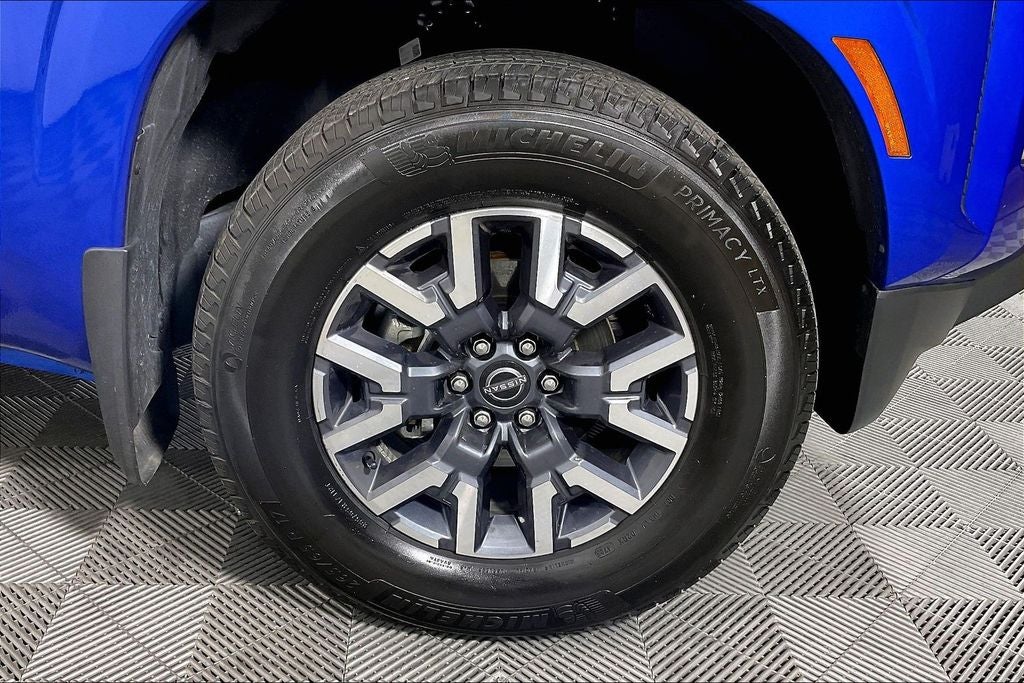 2024 Nissan Frontier Crew Cab SL