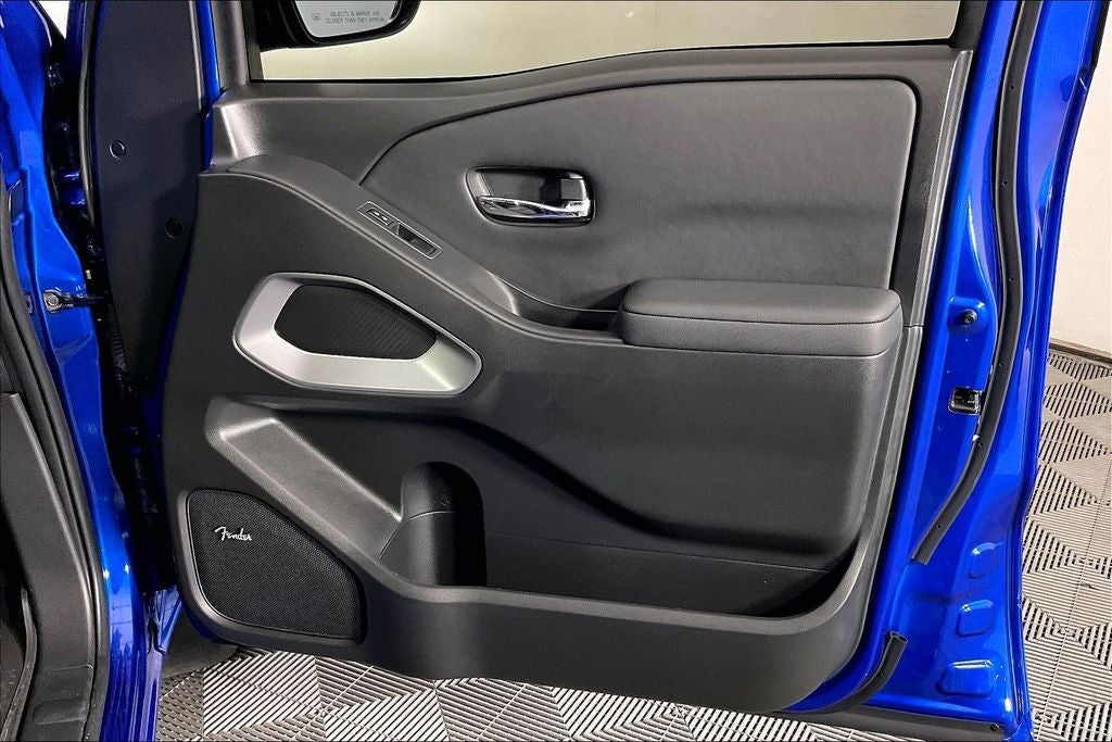 2024 Nissan Frontier Crew Cab SL