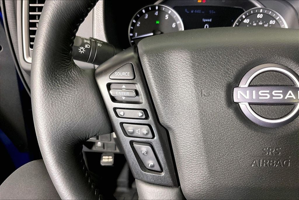 2024 Nissan Frontier Crew Cab SL