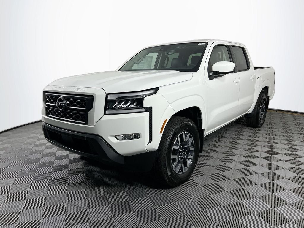 2024 Nissan Frontier Crew Cab SL