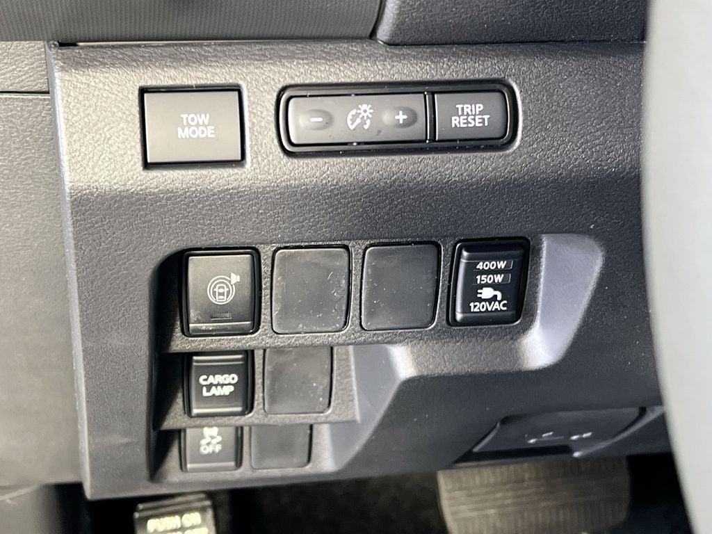 2024 Nissan Frontier Crew Cab SL