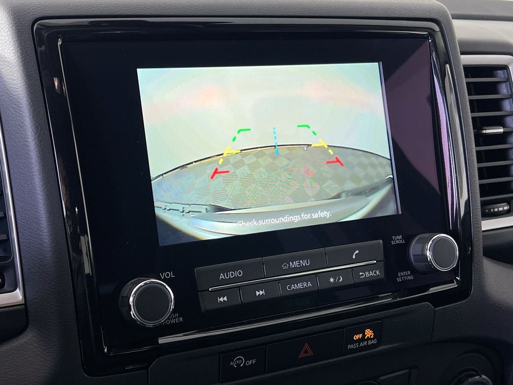 2024 Nissan Frontier Crew Cab SL