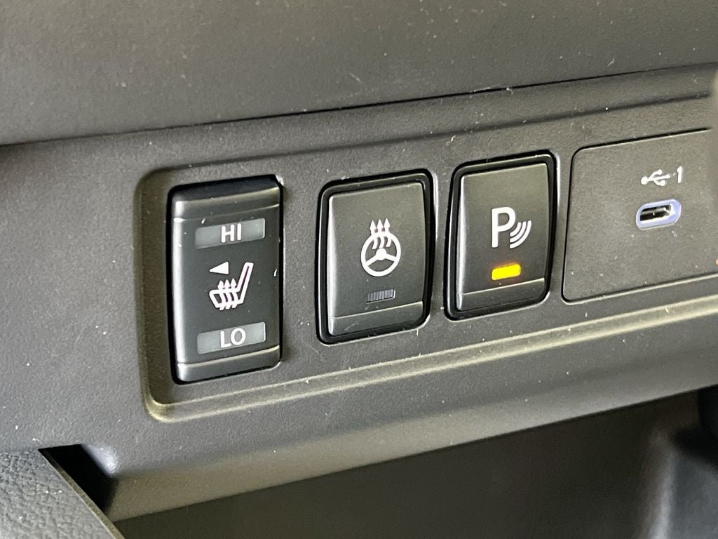 2024 Nissan Frontier Crew Cab SL