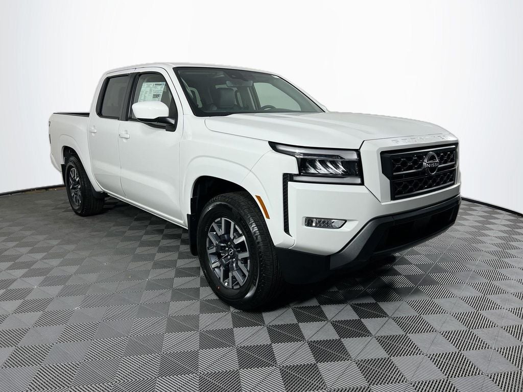 2024 Nissan Frontier Crew Cab SL