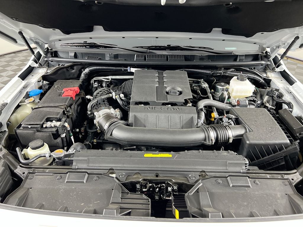 2024 Nissan Frontier Crew Cab SL