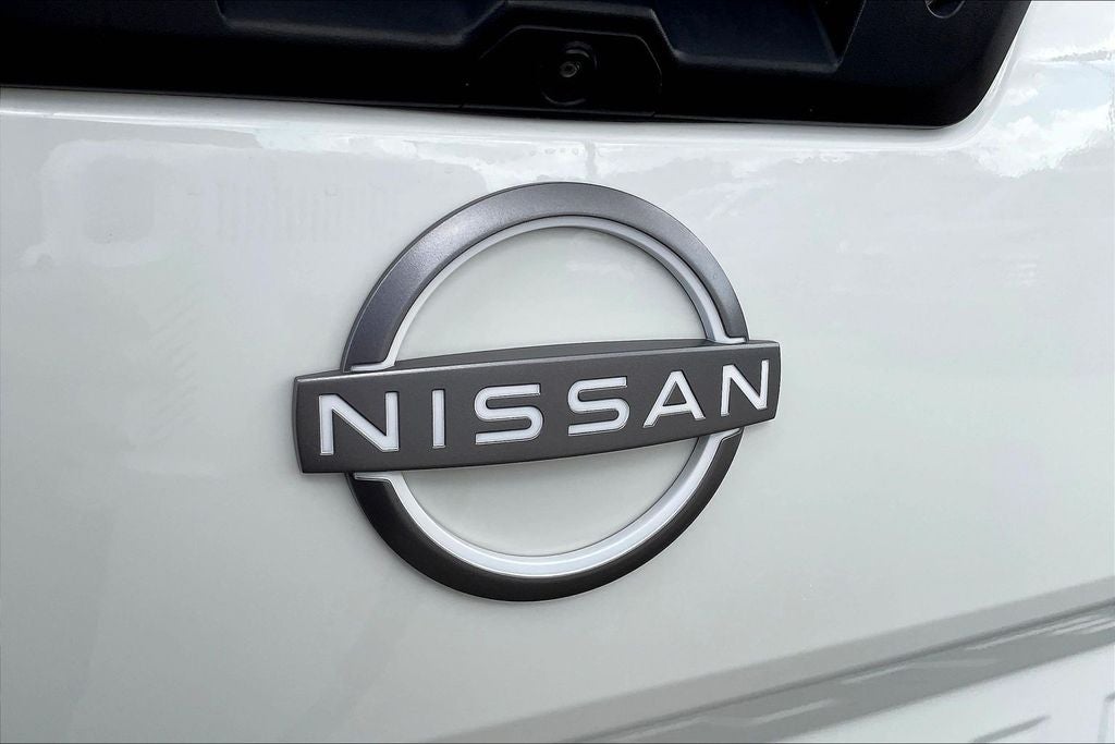2024 Nissan Frontier Crew Cab SL