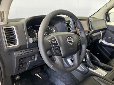 2024 Nissan Frontier Crew Cab SL
