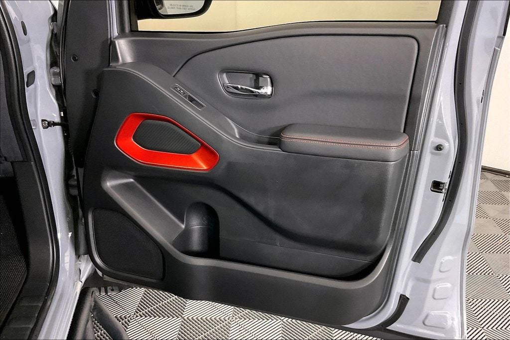2023 Nissan Frontier PRO-X